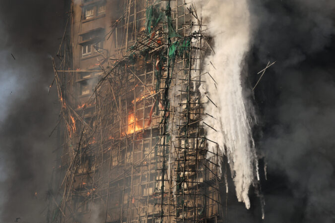 Hong Kong inferno puts a spotlight on the risks of bamboo scaffolding