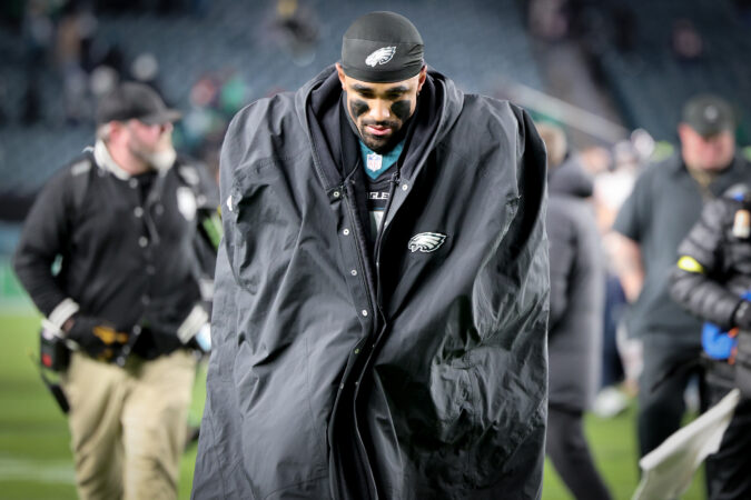 Jalen Carter’s injury only increases the pressure on Eagles quarterback Jalen Hurts