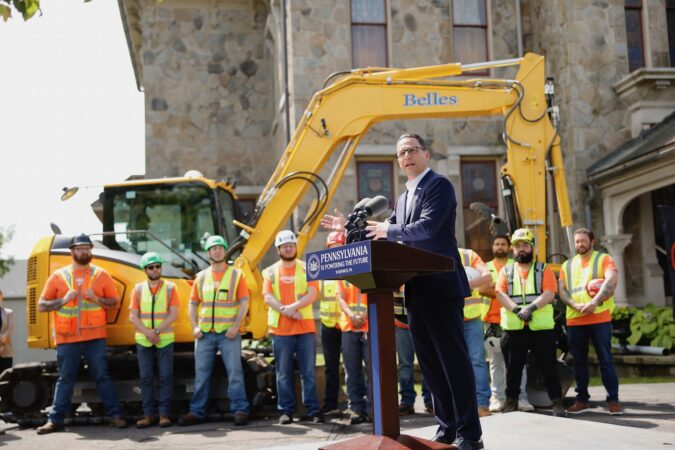 Human reporters explain why AI data centers are so controversial in the Philly suburbs and beyond