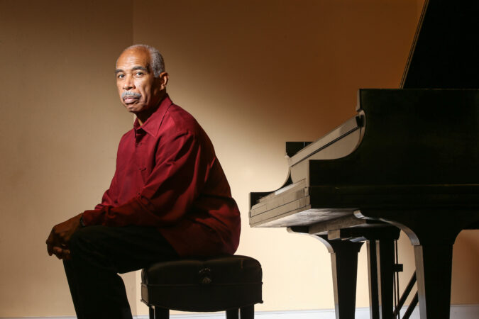 Leon Bates, charismatic concert pianist and radio host, has died at 76
