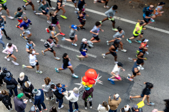 👟 26.2 miles of fans | Morning Newsletter