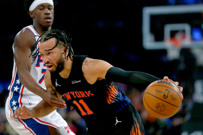 Maxey, Edgecombe help the 76ers hand the Knicks their second home loss of the season
