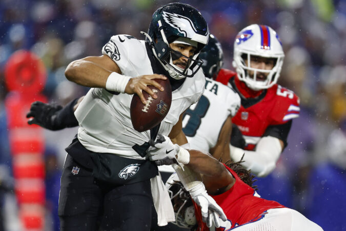 Eagles’ inexplicable second half offense nearly soils defensive gem vs. Josh Allen and the Bills