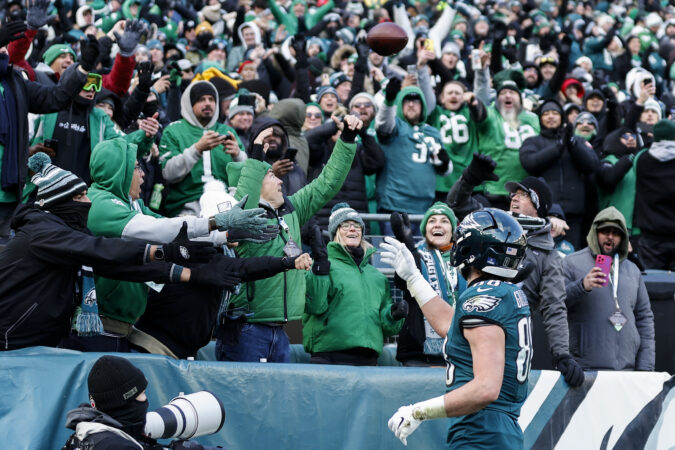 Porch pirates stole Christmas and Donna Kelce goes full ‘Traitors’ | Weekly Report Card