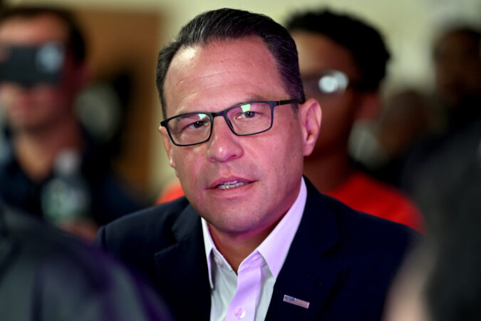 Pa. just gave low-income workers a tax credit boost. Now it’s Philadelphia’s turn.