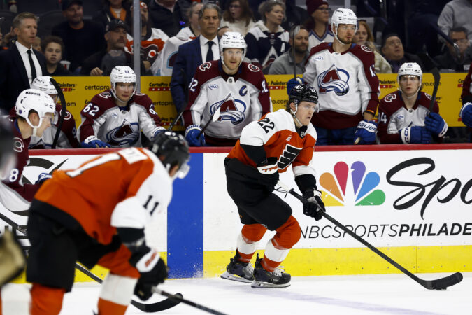 Christian Dvorak has done wonders for Trevor Zegras and the team’s depth down the middle. Should the Flyers consider keeping him around?