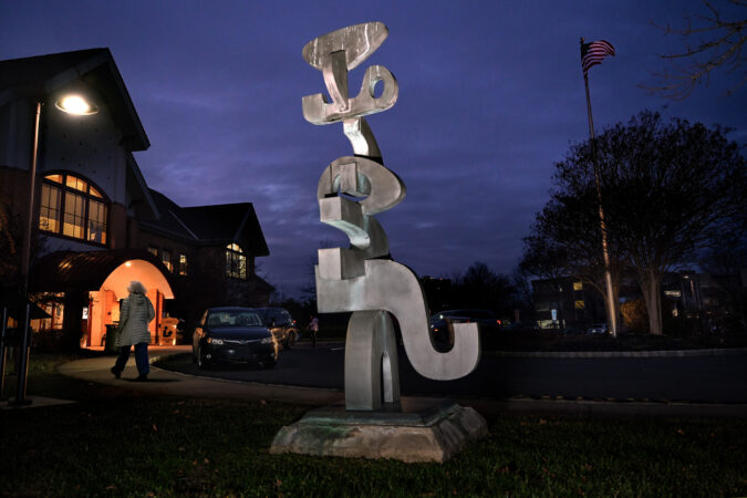 The story behind the library’s elephant statue | Inquirer Cherry Hill