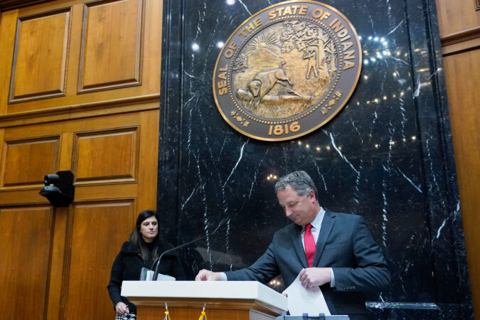 Indiana lawmakers in state House to convene session with redistricting top of mind