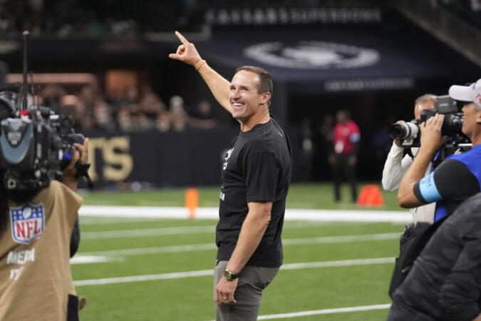 Drew Brees, Larry Fitzgerald lead Pro Football Hall of Fame modern era finalists