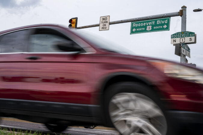 Philadelphia’s streets are still treacherous for pedestrians, but signs point to progress | Editorial