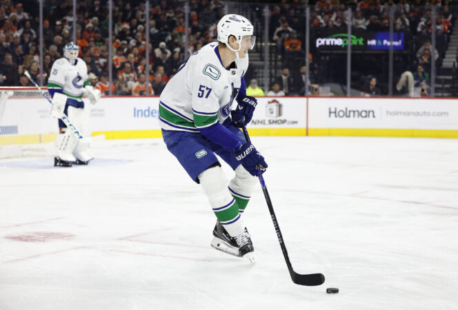 Sixers’ Quentin Grimes watches his brother — and Canucks defenseman — Tyler Myers face the Flyers