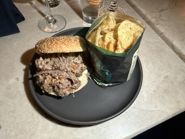 🍔 Late-night dining’s return | Morning Newsletter