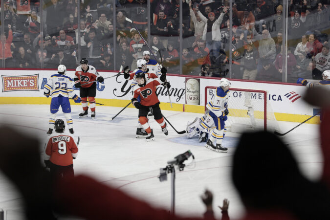 Five Flyers score, including 3 goals in 59 seconds, in 5-2 win vs. the Sabres