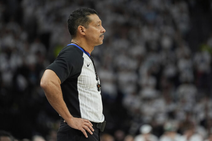 NBA official Bill Kennedy taken off court in wheelchair with injured leg in 76ers-Magic game