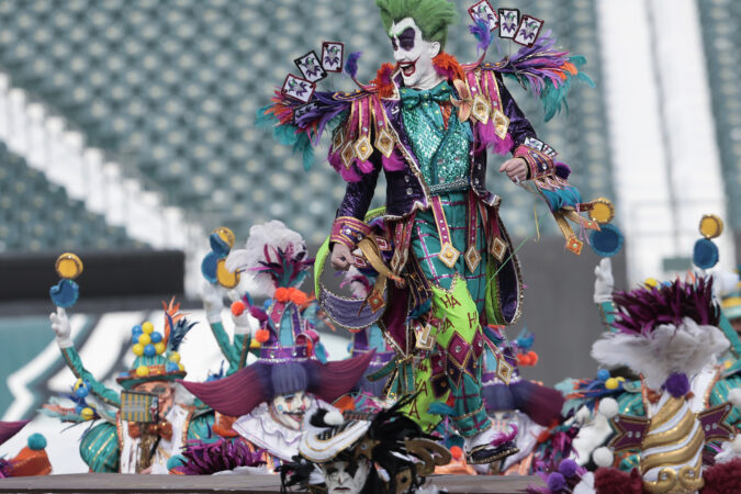 In the String Band Spectacular, Mummers give their all at the chilly Linc