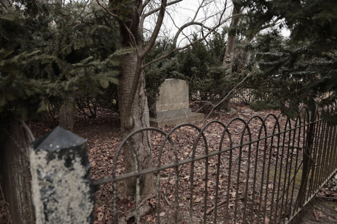 The story behind a colonial-era Woodcrest cemetery | Inquirer Cherry Hill