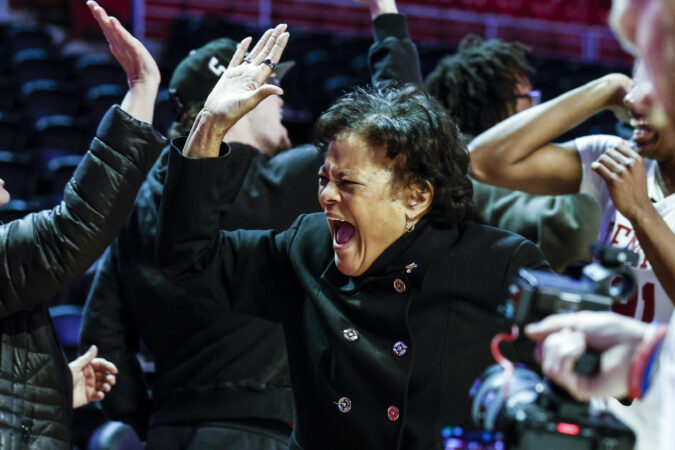 Temple showed resilience in historic comeback victory over Charlotte