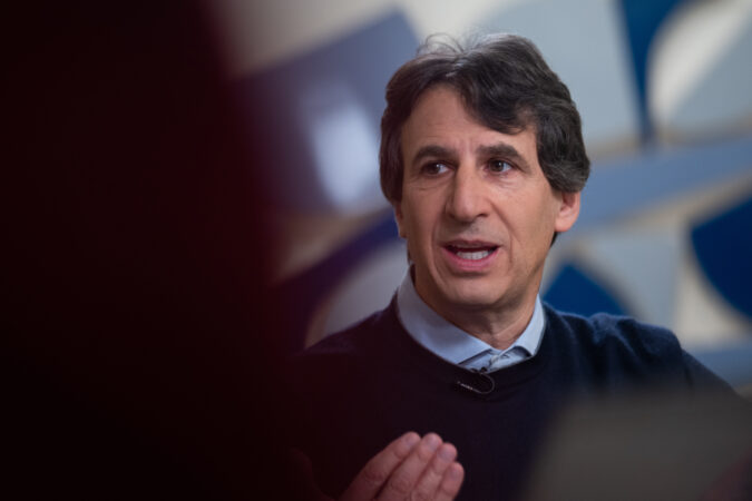 Jeffrey Epstein inquired about buying a plane from Penn megadonor Marc Rowan