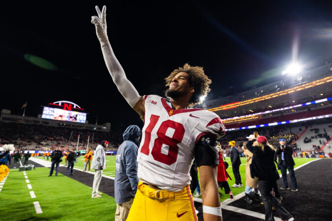 Forged in Philly, Southern Cal linebacker Eric Gentry breaks the mold at East-West Shrine Bowl workouts