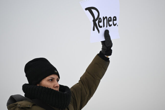 Anger and outrage spills onto Minneapolis streets after ICE officer’s fatal shooting of Renee Good