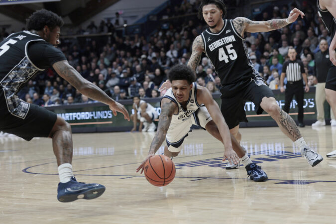 Second-half surge helps Villanova roll past Georgetown to set up a Saturday showdown with No. 2 UConn