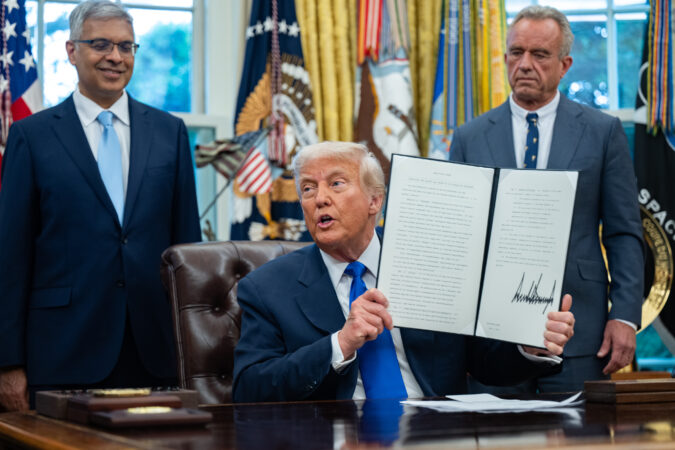 White House taps Jay Bhattacharya, CDC critic, to lead agency for now