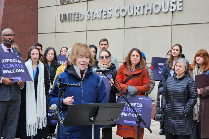 Federal judge extends order protecting refugees in Minnesota from being arrested and deported