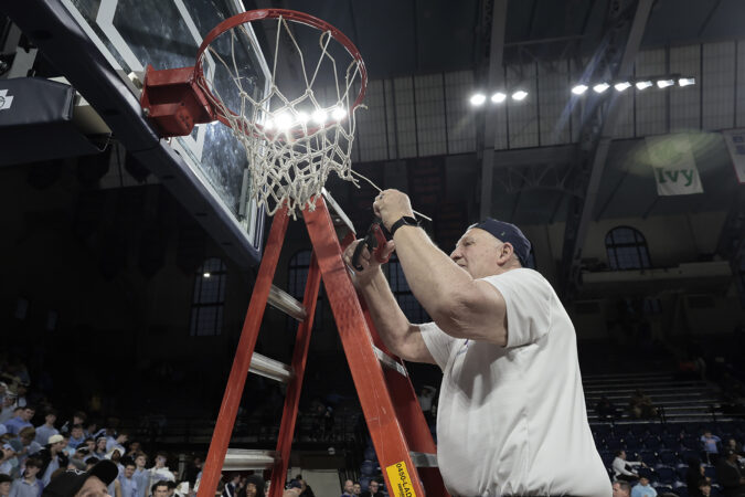 Not even cancer can stop Bill Koch, Father Judge’s 76-year-old basketball coach