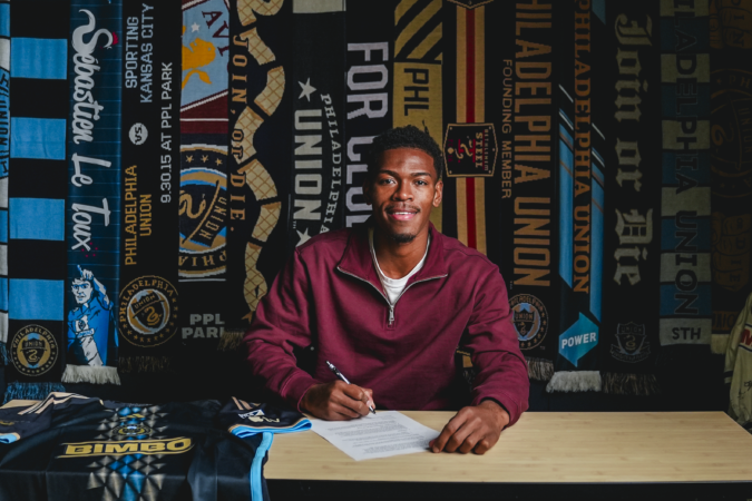 Union continue to bolster defense with signing of Colombian centerback Geiner Martínez