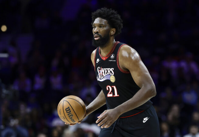 Joel Embiid out at least three games with right oblique strain