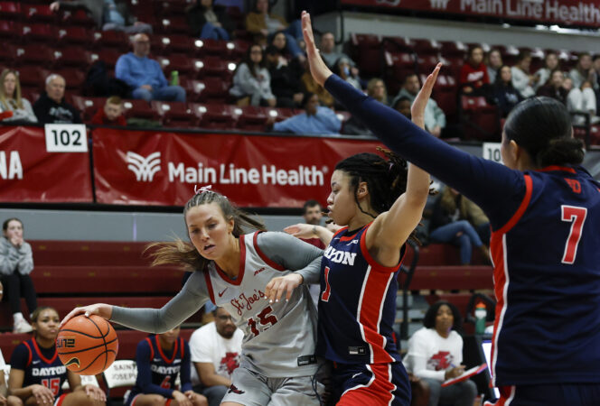 St. Joe’s women fall in late comeback push against Dayton, drop second straight loss