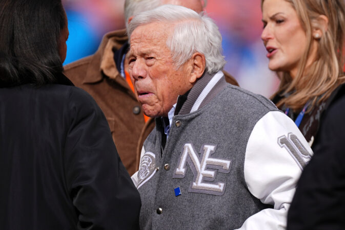 Patriots owner Robert Kraft’s snub shows again that Hall of Fame voters don’t like cheaters