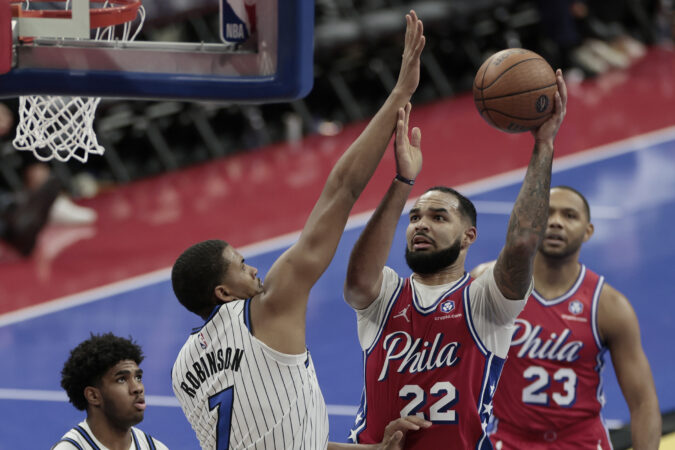 Sixers rookie Johni Broome suffers torn meniscus in Blue Coats game