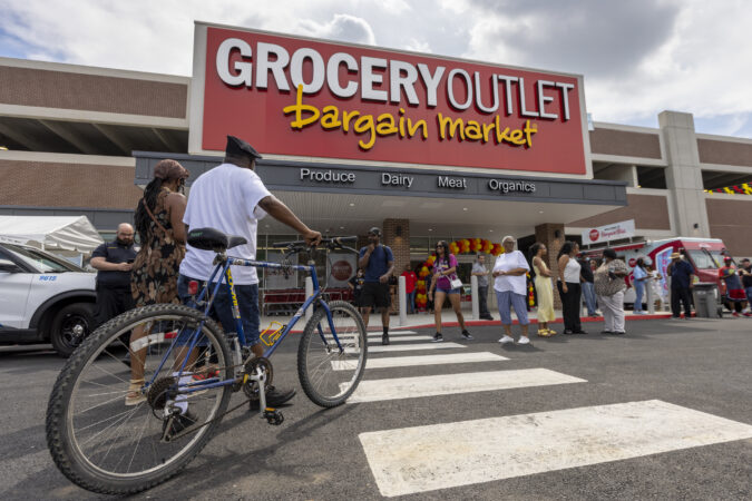 Grocery Outlet is closing stores in South Jersey, Philadelphia, and Kennett Square
