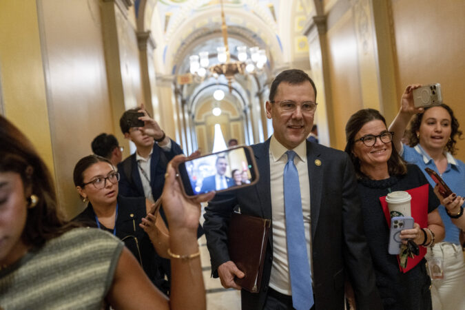 New Jersey’s Tom Kean ends his months-long absence from Congress, saying he was being treated for depression