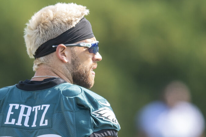 Zach Ertz shares his one career regret and gets emotional about the Eagles on ‘New Heights’