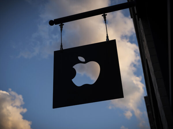 Apple raises prices on Macs and iPads amid the AI boom
