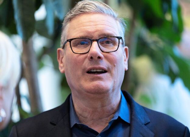 Trump post seems to push Starmer to resign
