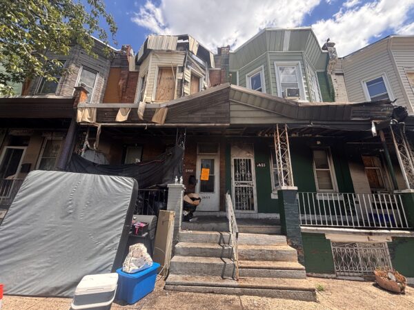 Houses burned on the Monday fire.