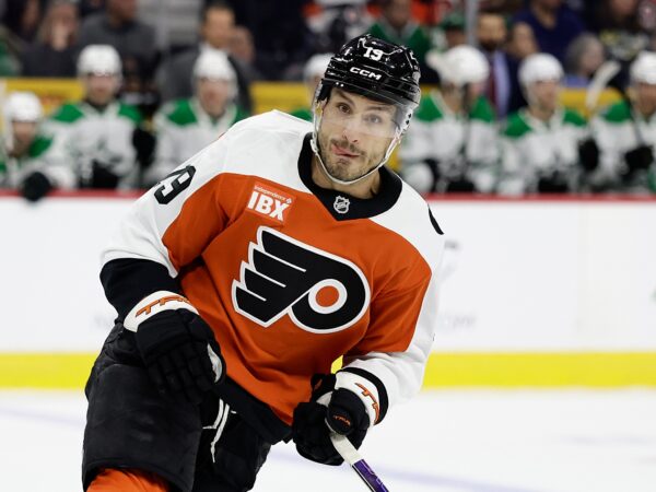 Flyers trade veteran forward Garnet Hathaway to Panthers for draft picks