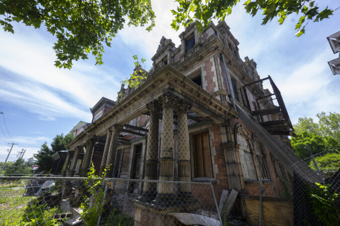 The Conkling-Armstrong House is a unique property that long ago fell into disrepair. Local developer Brian Wise got zoning board approval this month to repair and expand the building.