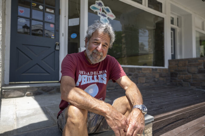 Danny’s Guitar Shop, a destination for Main Line musicians, has closed after 17 years