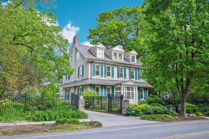 A ‘weird’ time to buy a home | Real Estate Newsletter