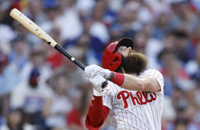 Brandon Marsh went 0-for-4 on Tuesday against the Dodgers as he battles through a slump.