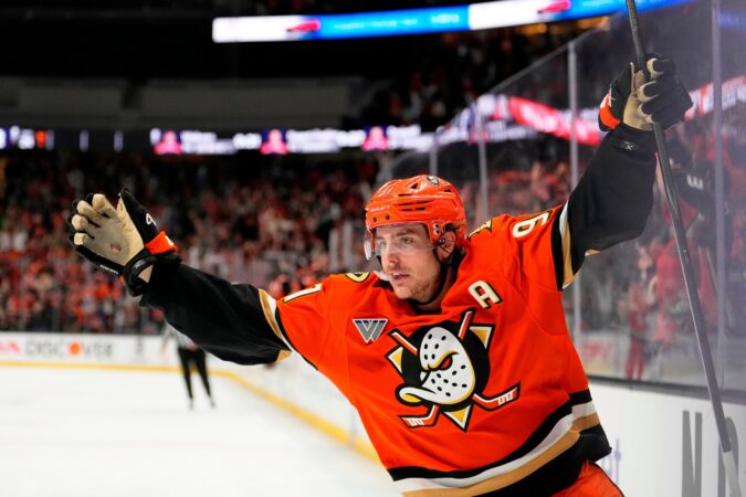 The Flyers believe Leo Carlsson can be their long-awaited answer to the team's No. 1 center question.