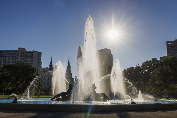 7 heat-related deaths have been reported in Philadelphia this month, 8 for the year